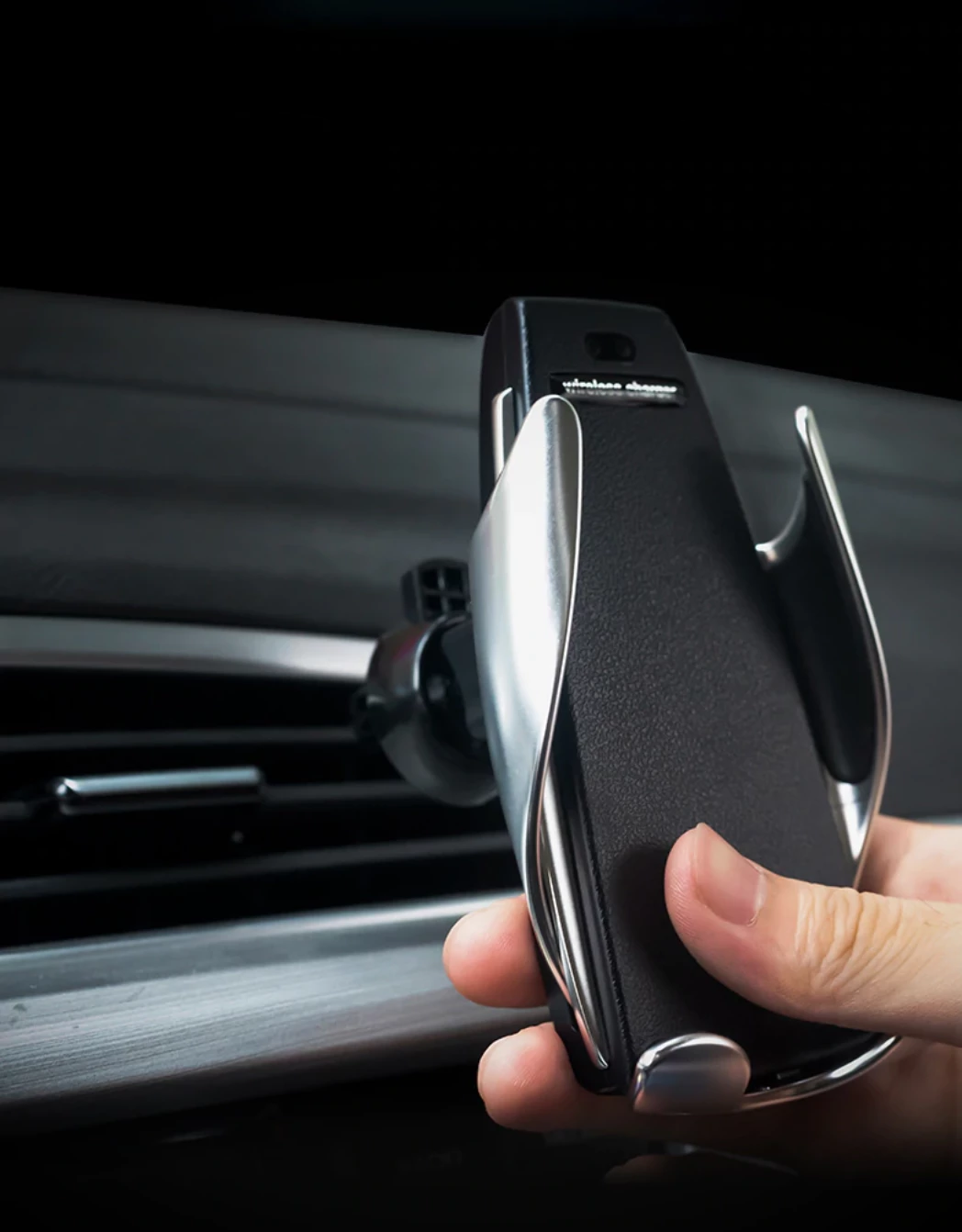 PREMIUM - Automatisch Klemmende Telefoonhouder | Draadloze oplader