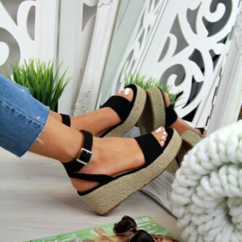 Pumenti zomersandalen